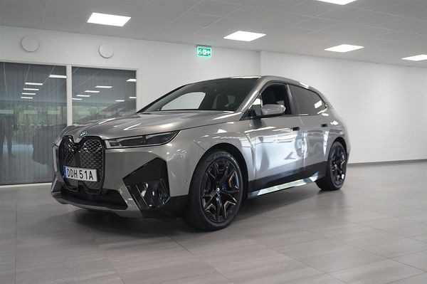 BMW iX xDrive50 Sportpaket Innovation Exclusive 22 Luftfjädring | Ränta - 2024