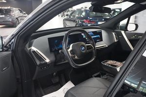 BMW iX bild 4