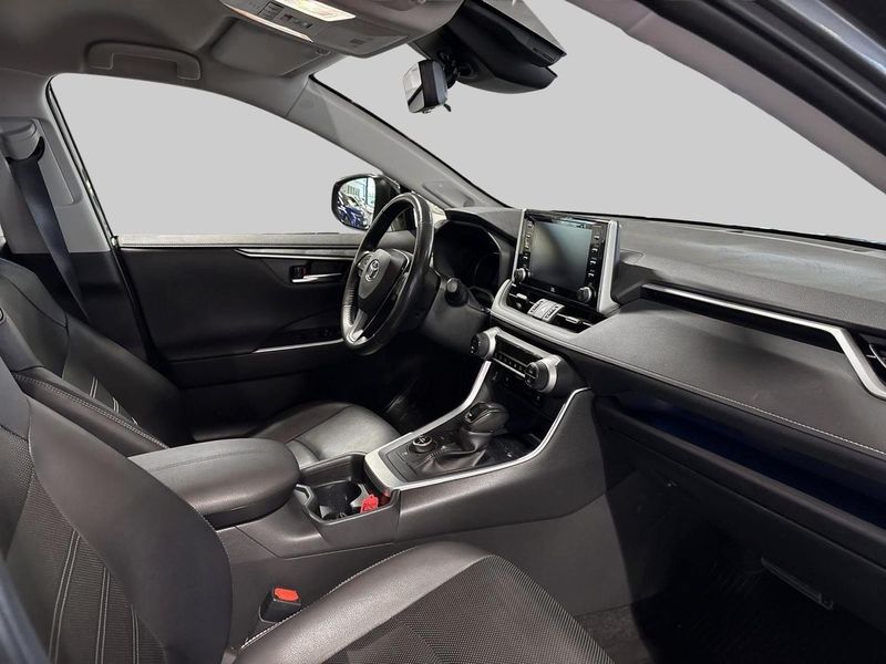 Toyota RAV4 bild 10