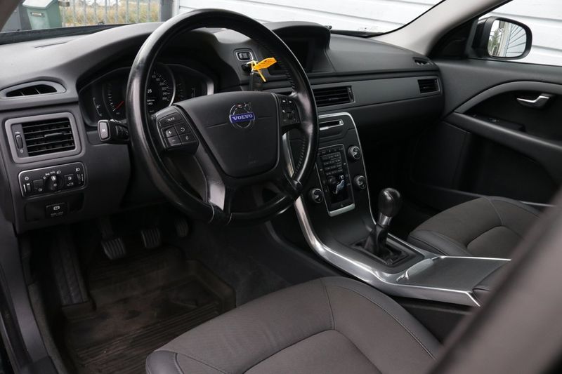 Volvo V70 bild 8