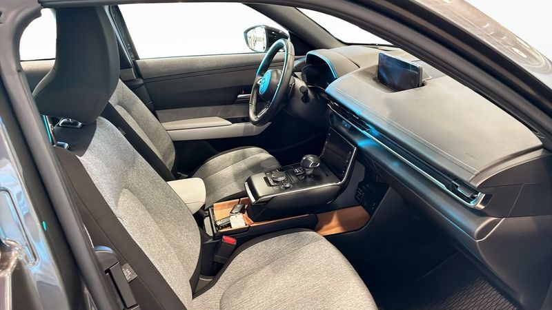 Mazda MX-30 bild 3