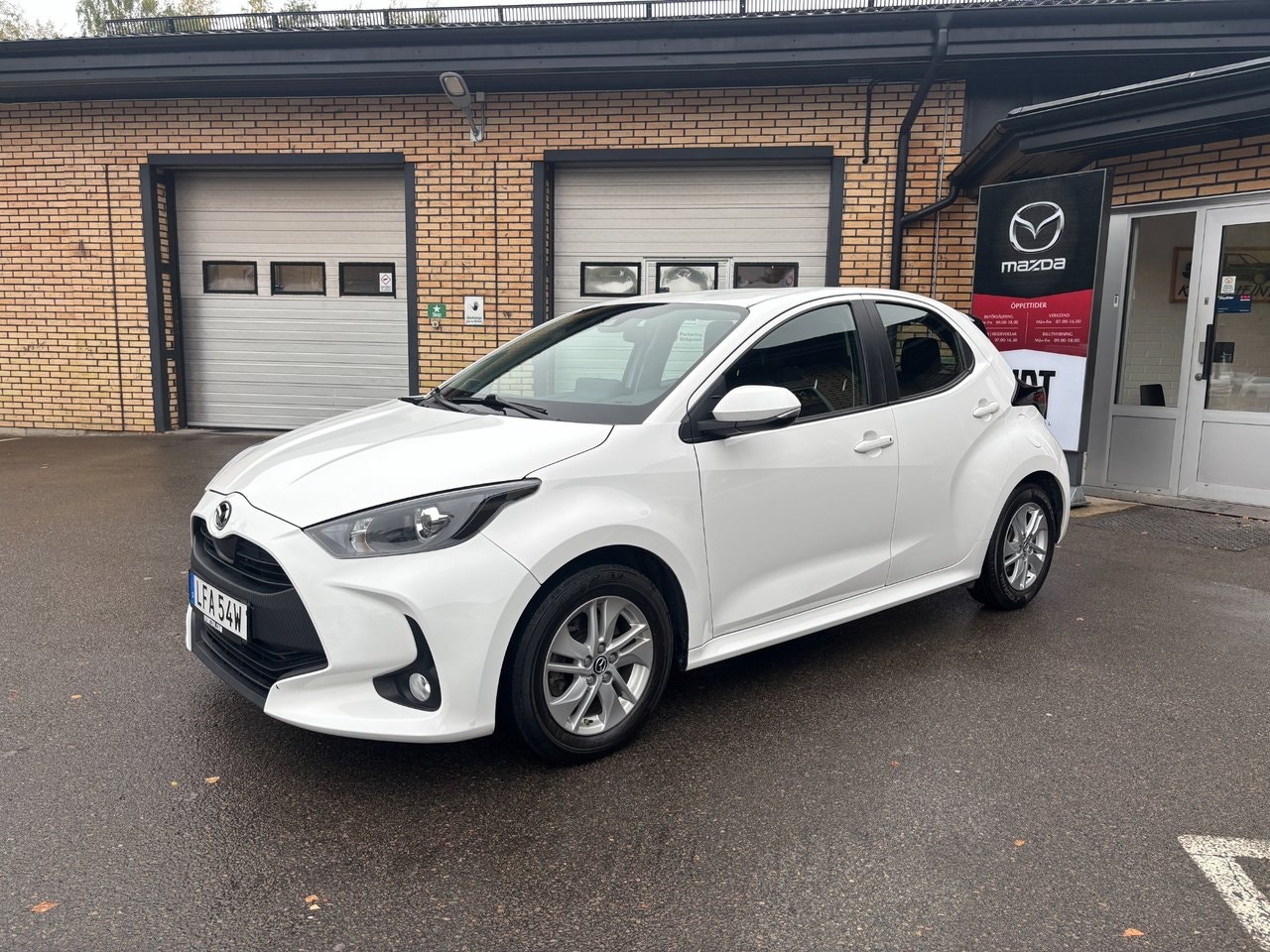 Mazda 2