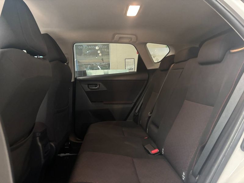 Toyota Auris bild 11