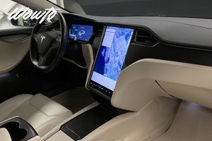 Tesla Model S bild 14