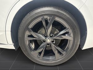 Skoda Enyaq bild 8
