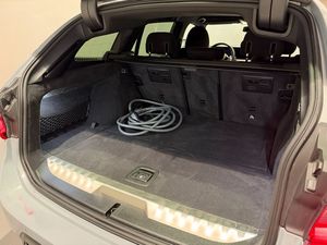 BMW 330 bild 6