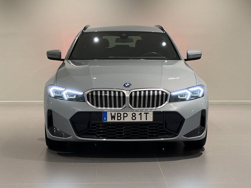 BMW 330 bild 2