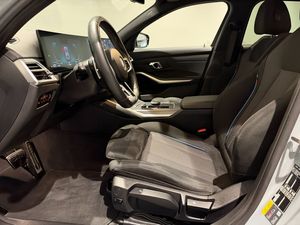 BMW 330 bild 10