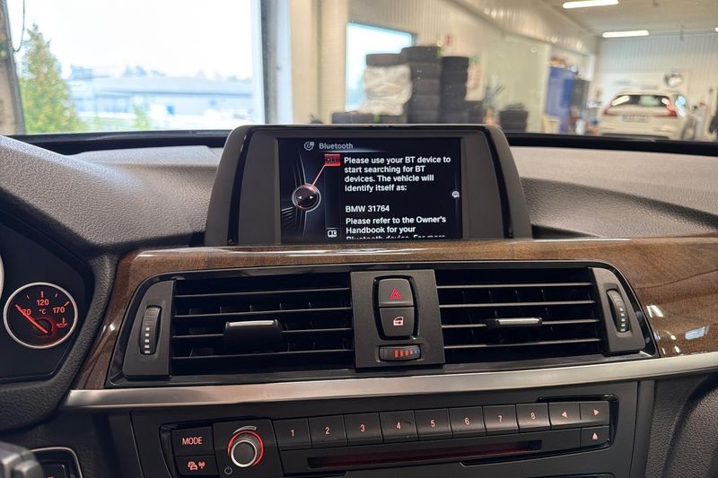 BMW 320 bild 19