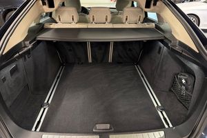 BMW 320 bild 10