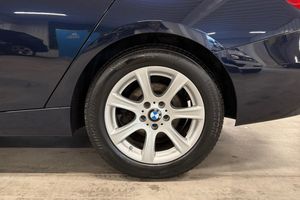 BMW 320 bild 11