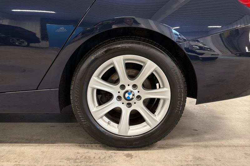 BMW 320 bild 11