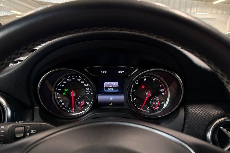Mercedes A180 bild 17