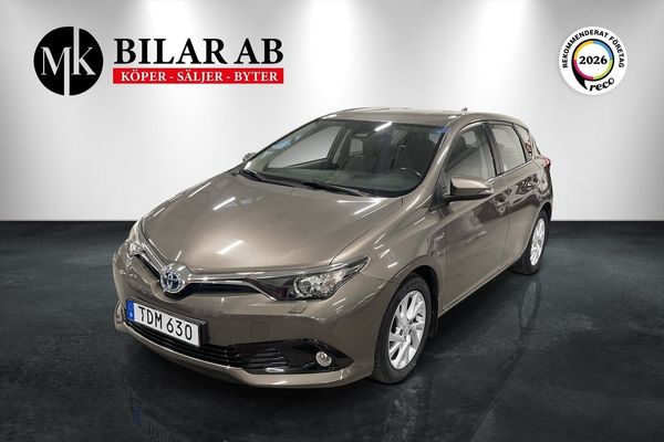 Toyota Auris 1.8 Hybrid CVT Nybes / Låga mil / Fullservad - 2017
