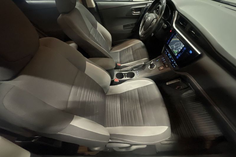 Toyota Auris bild 7