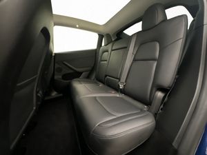 Tesla Model Y bild 22