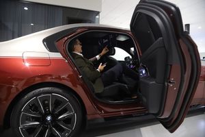 BMW i7 bild 9