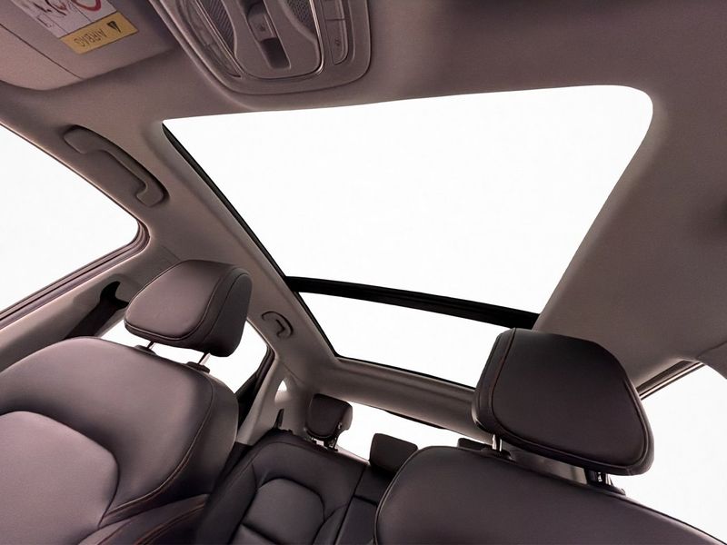 MG ZS EV bild 13