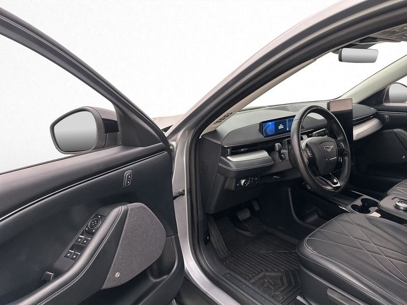 Ford Mustang Mach-E bild 11