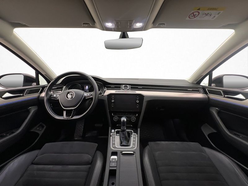 Volkswagen Passat bild 13