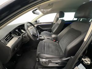 Volkswagen Passat bild 12