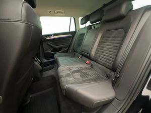 Volkswagen Passat bild 26