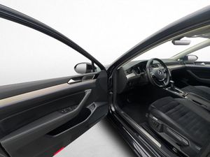 Volkswagen Passat bild 11