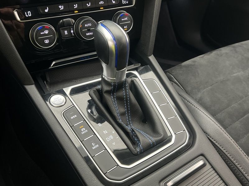 Volkswagen Passat bild 23