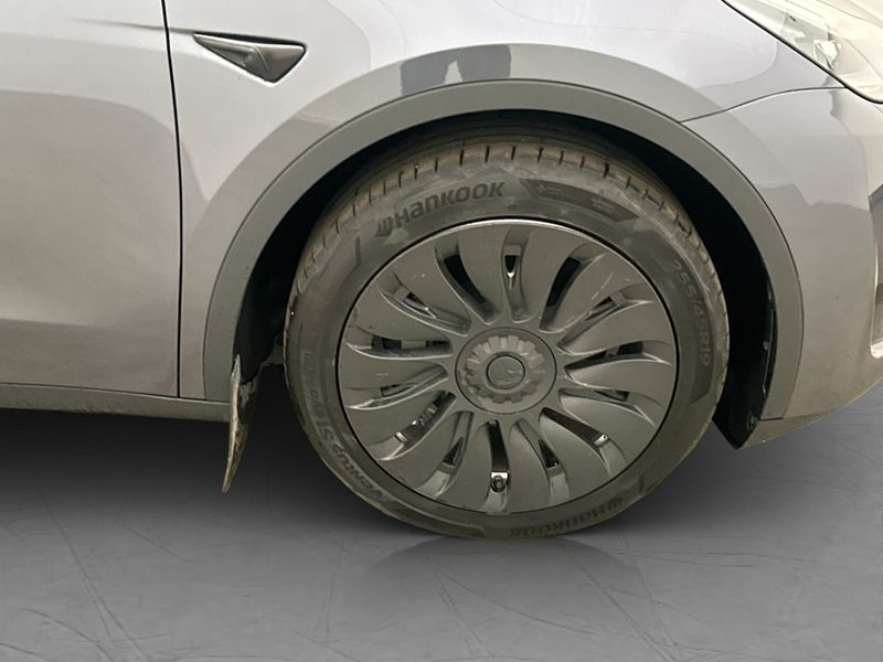 Tesla Model Y bild 36