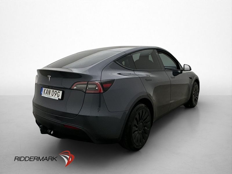 Tesla Model Y bild 8