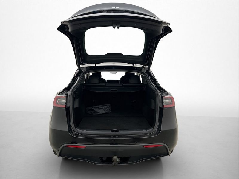 Tesla Model Y bild 29