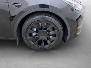 Tesla Model Y bild 34
