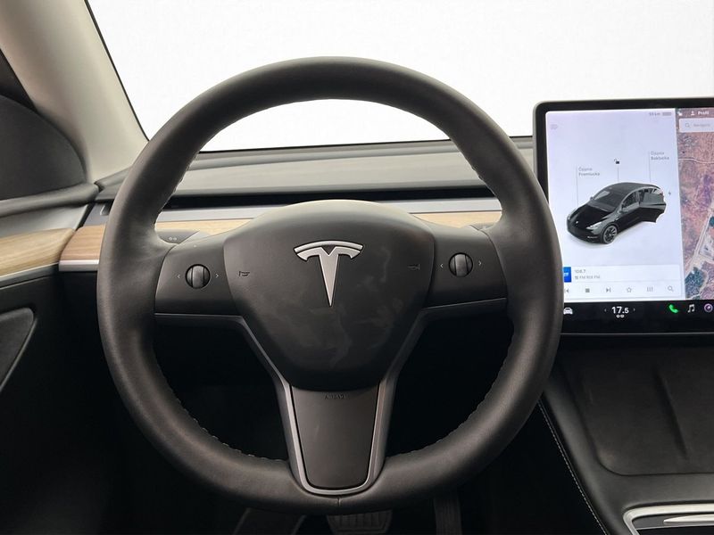 Tesla Model Y bild 14