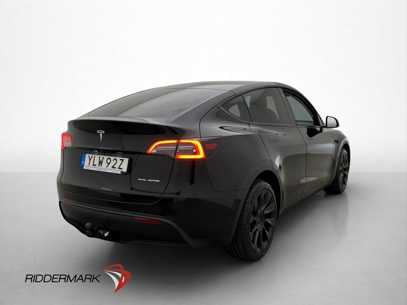 Tesla Model Y bild 8