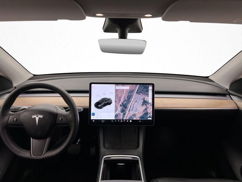 Tesla Model Y bild 13