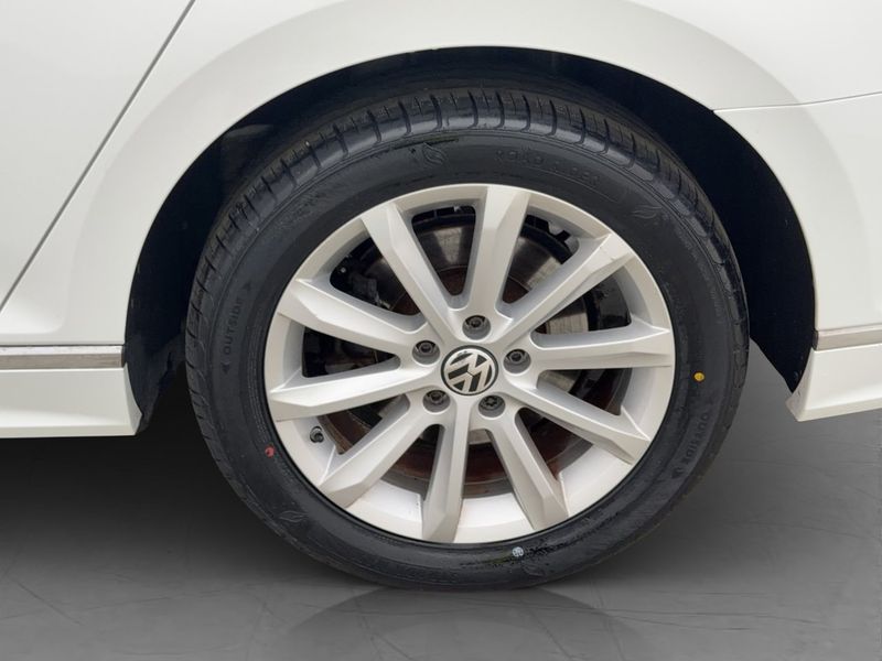 Volkswagen Passat bild 32