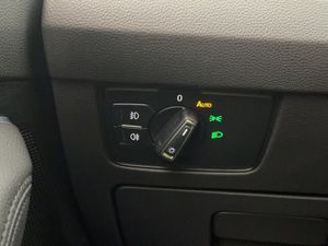 Volkswagen Passat bild 14
