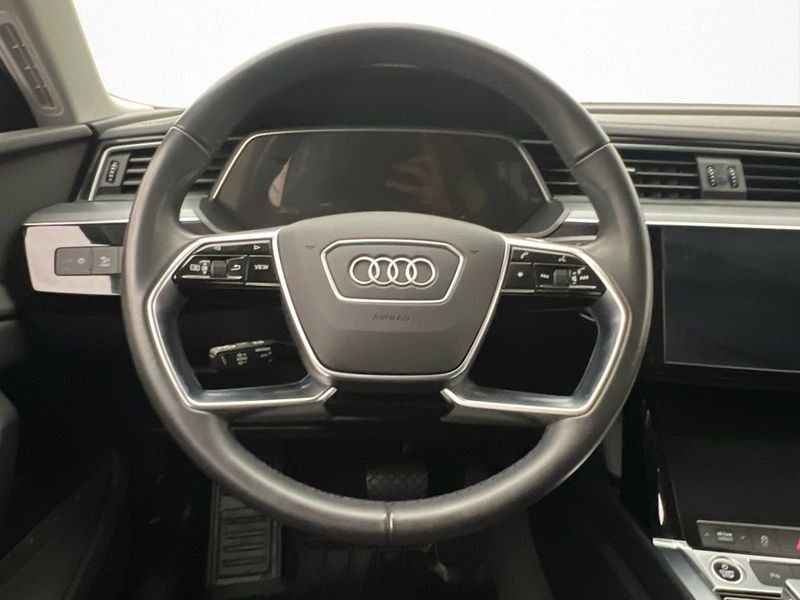 Audi e-tron Sportback bild 14