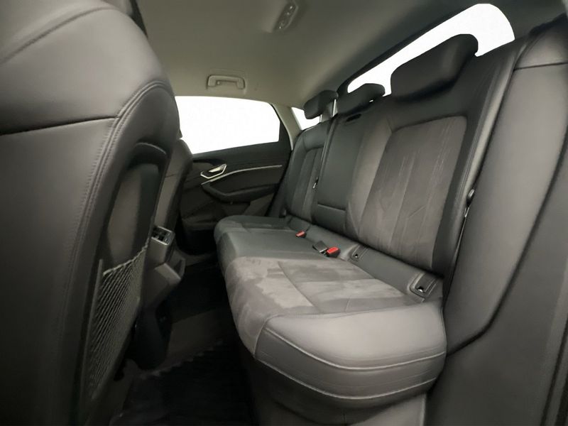 Audi e-tron Sportback bild 30