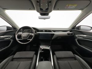 Audi e-tron Sportback bild 13