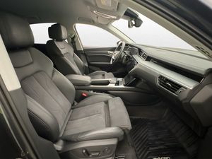 Audi e-tron Sportback bild 28