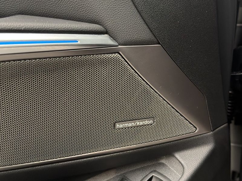 BMW 330 bild 14