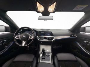 BMW 330 bild 12