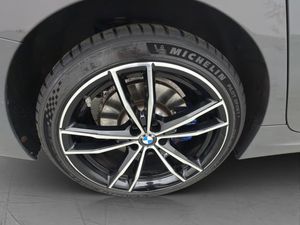 BMW 330 bild 35