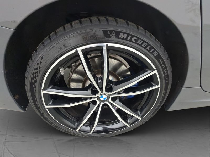 BMW 330 bild 35