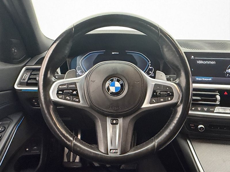 BMW 330 bild 13