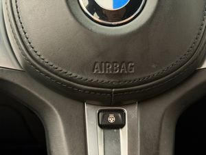BMW 330 bild 17