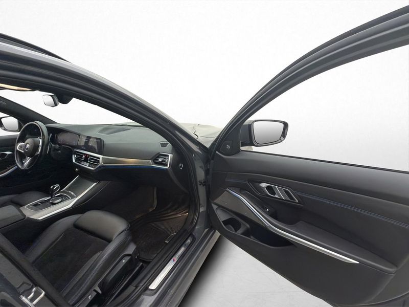BMW 330 bild 29
