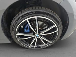 BMW 330 bild 36