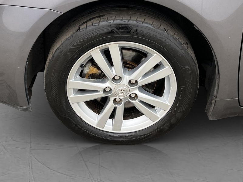 Toyota Avensis bild 26